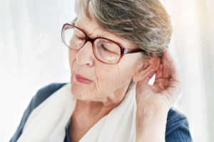 deficiência auditiva unilateral