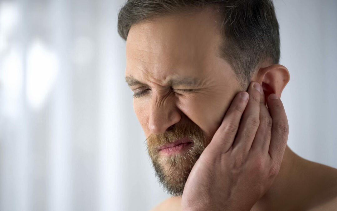 Quais são as causas e como prevenir a perda auditiva induzida por ruído?